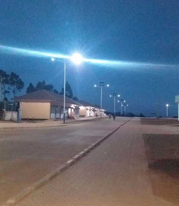 延吉市非洲科特迪瓦太阳能路灯工程